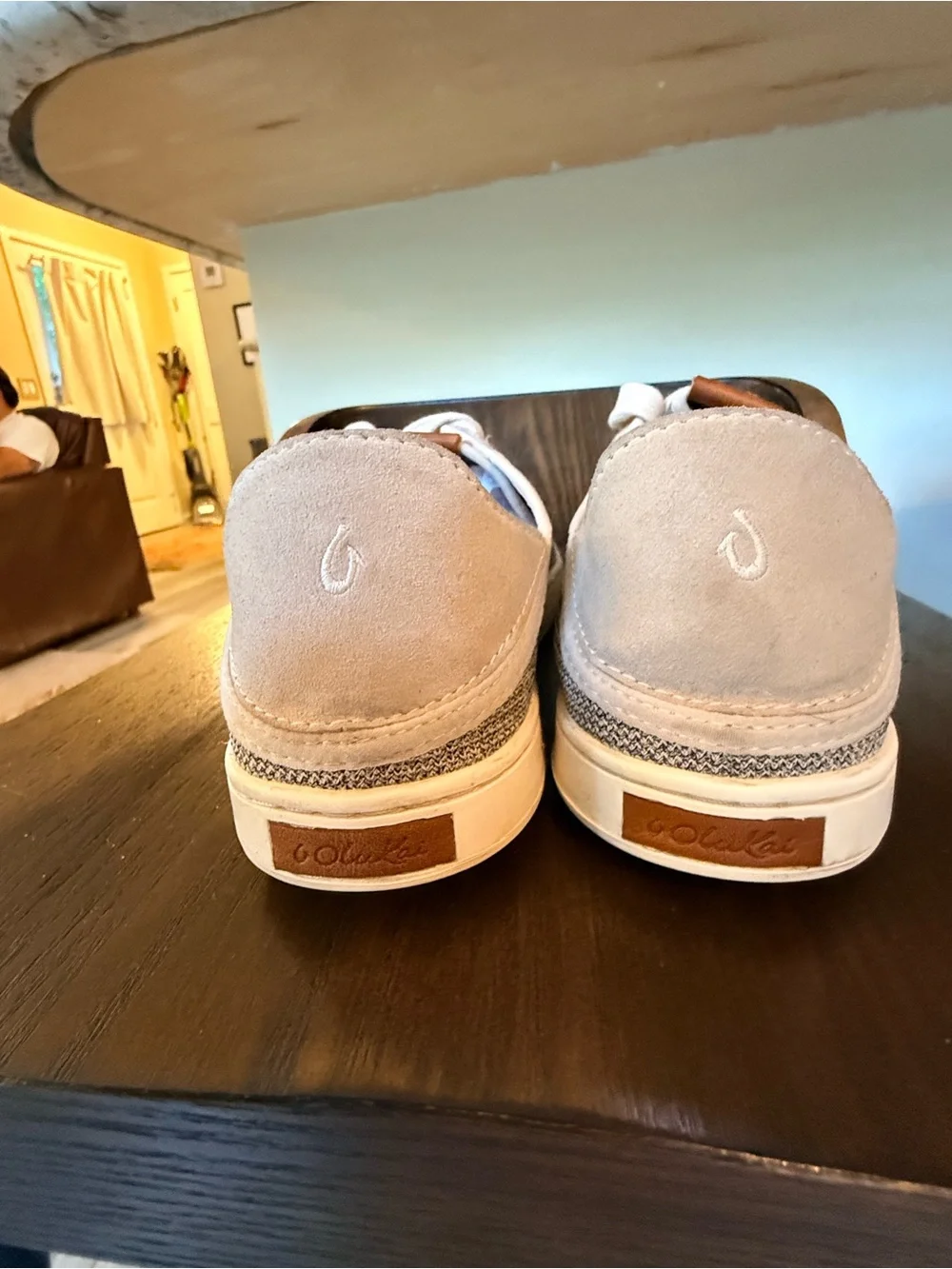 OluKai PEHUEA LI Lace-Up Sneakers Women's size 8.5